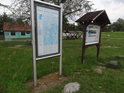 Informační cedule k dálkové cyklostezce Oder – Neiße. Obec Aurith.