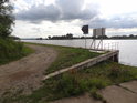 Občasné přístaviště na pravém břehu Odry v obci Ognica oproti vyústění Schwedter Querfahrt.