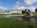 Poloslepé levobřežní rameno Odry a obloukový most přes něj, Nowa Sól.