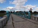 Most přes Kanał Powodziowy a jez Bartoszowice.